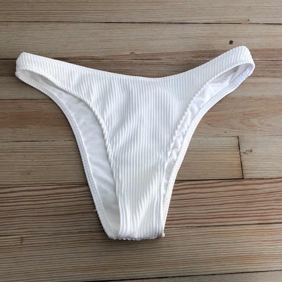 Hollister Other - NWOT Hollister Bikini Bottoms